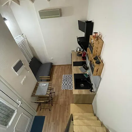 Апартаменты Babushka Studio-loft Near The Sea Олимпиада